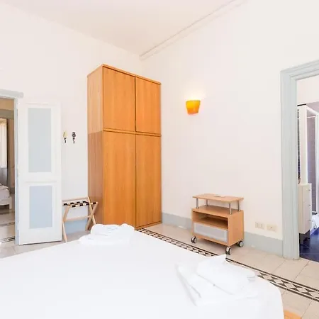 Vatican Comfortable Sunny Roma