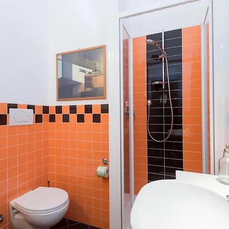 Vatican Comfortable Sunny Daire *