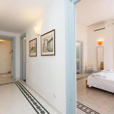 Vatican Comfortable Sunny Daire *