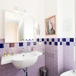Vatican Comfortable Sunny Appartement