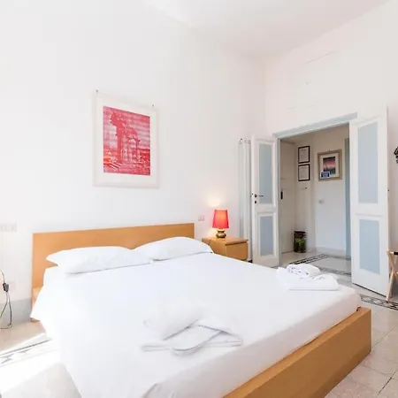 Vatican Comfortable Sunny Apartamento